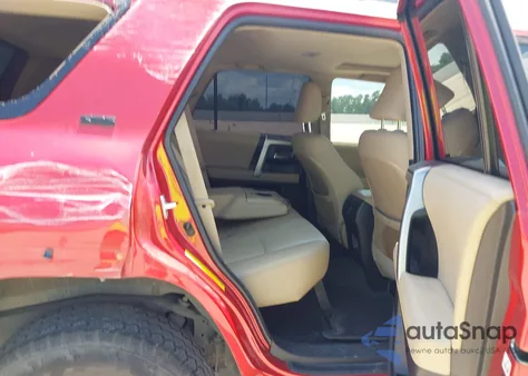 2021 Toyota 4Runner Sr5 Premium z USA, uszkodzony, nr VIN JTEFU5JR3M5245419